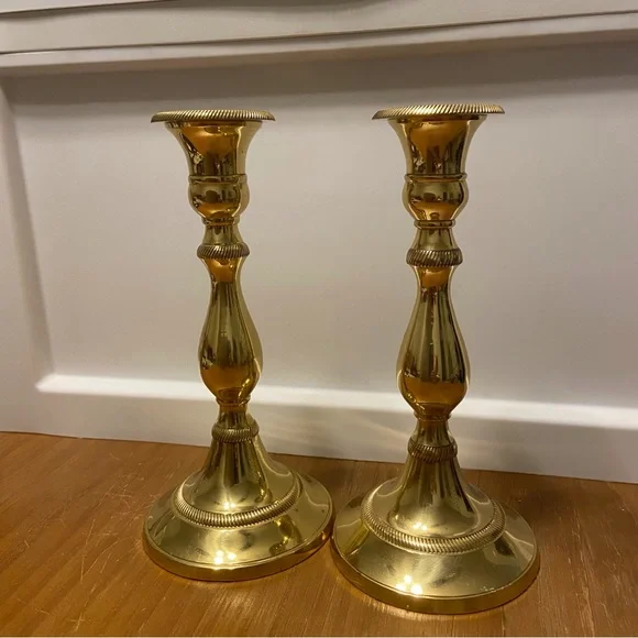 Andrea by Sadek Brass Candlesticks a Pair - Picture 5 of 15